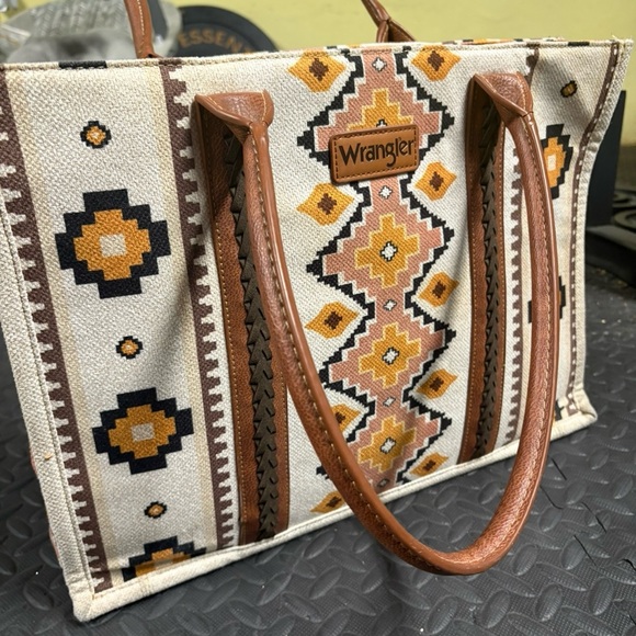 Wrangler Handbags - Aztec Wrangler Large Tote Bag